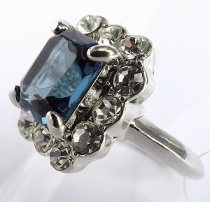 vintage sapphire glass paste cz ring deco (2) (640x617)